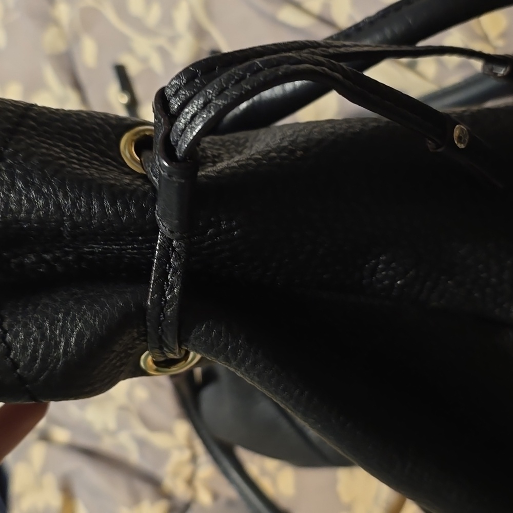 Kate Spade Westburry Bess Black Pebbled Leather Shoulder Drawstring Bag - Picture 4 of 6